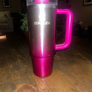 Stanley 30oz Camelia Gradient Quencher Tumbler